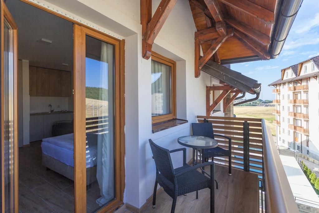 Hills Apartment *