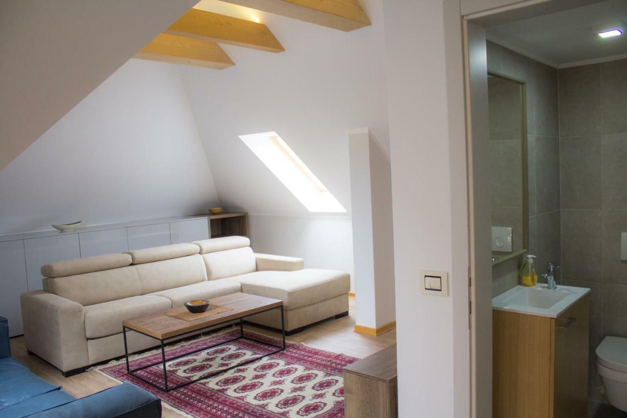 Hills Apartment *